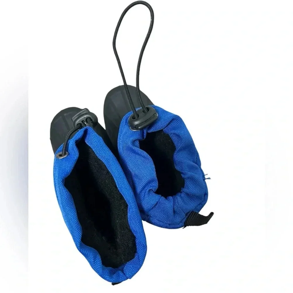 Zoogs Toddler Blue and Black Snow Boots with fleece lining Size 5